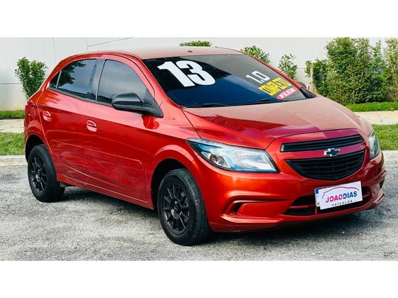 CHEVROLET ONIX 1.0 MPFI LS 8V FLEX 4P MANUAL CHEVROLET ONIX 1.0 MPFI LS 8V FLEX 4P MANUAL